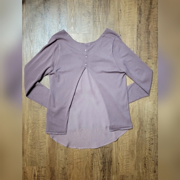 FREE W BUNDLE Maurices layered high-low sweater - Picture 8 of 9